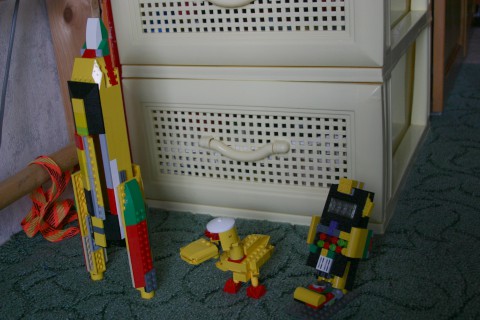 на Уоли совалката и Мо; пате | wall-E